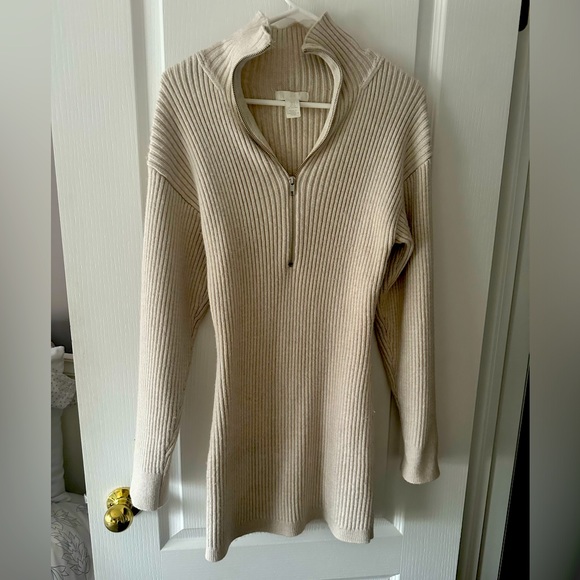 Cute H&M transition dress - Picture 1 of 4